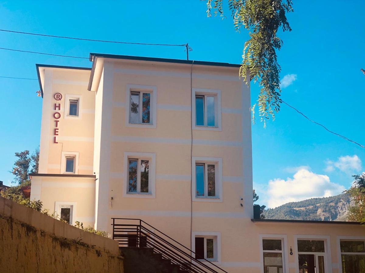 R Hotel Corovode Ngoại thất bức ảnh