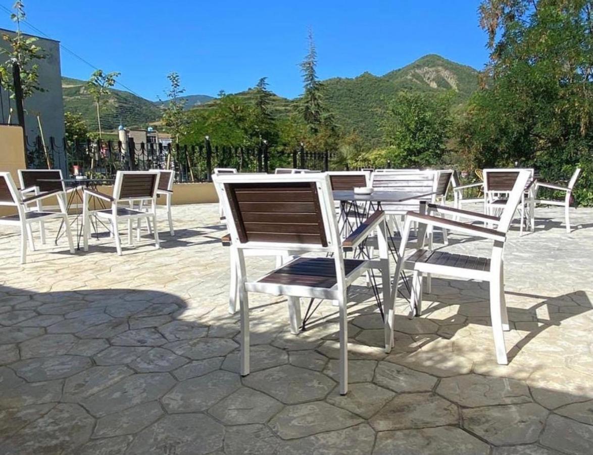 R Hotel Corovode Ngoại thất bức ảnh